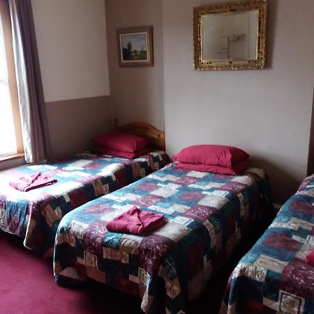 The Crouch Oak Bed & Breakfast แอดเดิลสโตน ภายนอก รูปภาพ